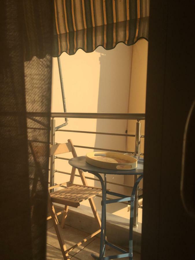 Cozy And Quiet Mini City Apartment Trikala  Bagian luar foto